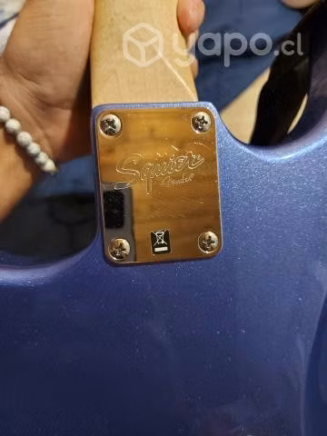 Guitarra squier stratocaster - Imagen 4
