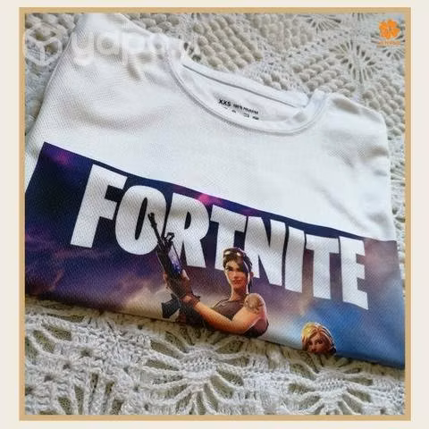Polera Fortnite talla 12(Melipilla)