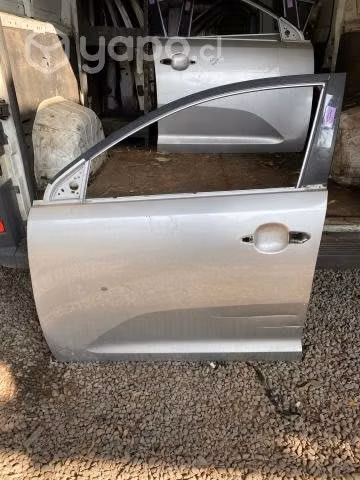 Puerta delantera izquierda Kia Sportage 2015