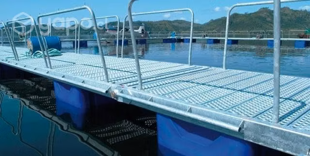 Pasillos acero galvanizado muelles y estructuras