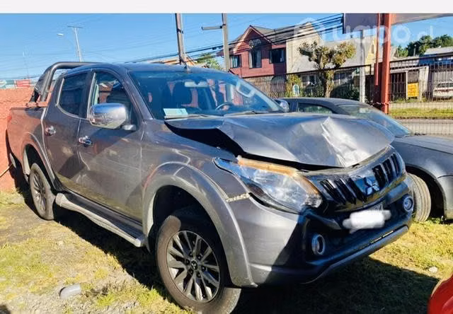 Espejo Rh Mitsubishi New L200 2.4 diésel
