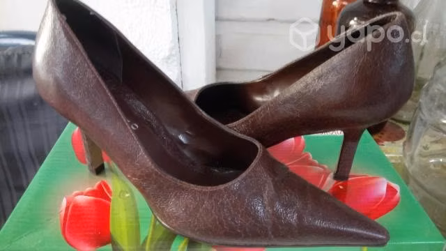 Calzado dama cuero café moro Nº 36 taco alto