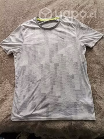 poleras deportivas