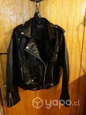 Casaca de cuero nueva talla L alas caderas