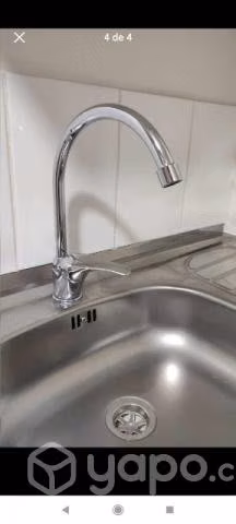 Mueble base con lavaplatos y llave