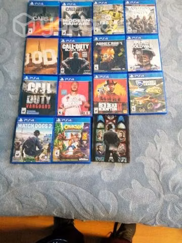 Playstation 4 Slim 500Gb más 3 mandos y 15 juegos