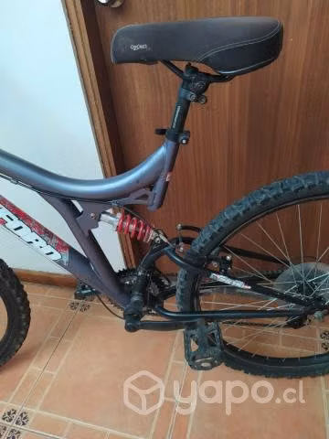 Dos bicicletas, Oxoford y BMX