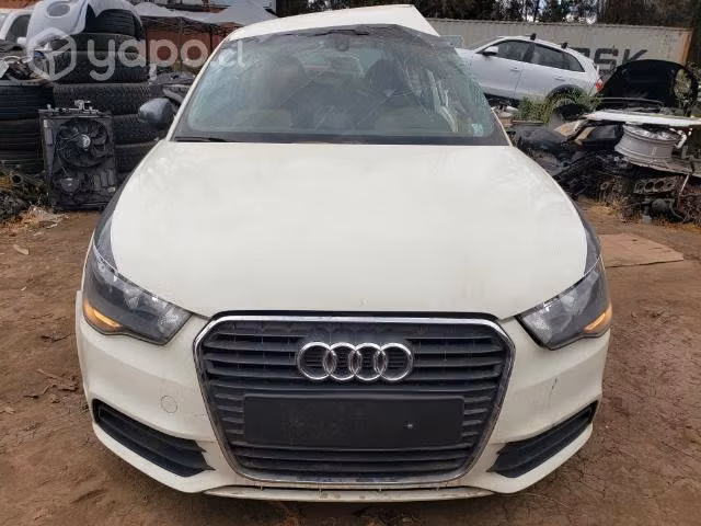 Capot Audi A1
