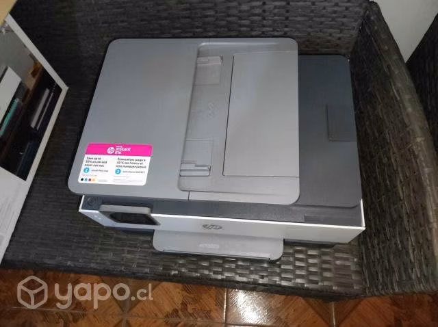 Impresora HP OfficeJet Multifuncional a color - Imagen 2