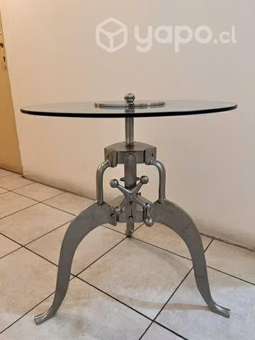 Mesa de metal y vidrio diseño