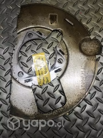 Protección disco freno delantera izq Chv silverado