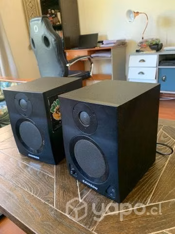 Monitores Samson MEDIAONE BT4 (PAR)