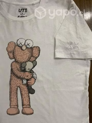Polera Kaws x Uniqlo Pink BFF Tee - Imagen 2