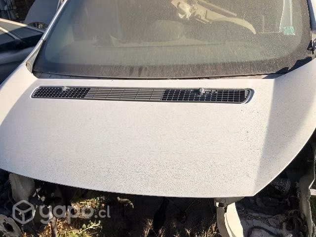 Capot Peugeot exper 2012