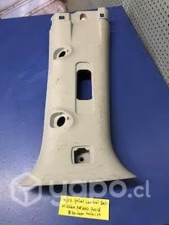 Tapiz cubre pilar central superior der Nissan NP30