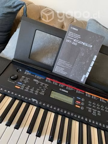 Teclado Yamaha PSR-E263