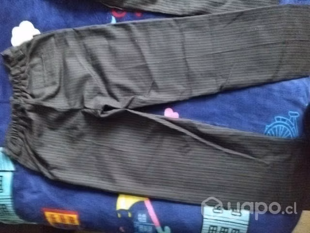 Pantalón huaso marca gidi talla 8 y 2