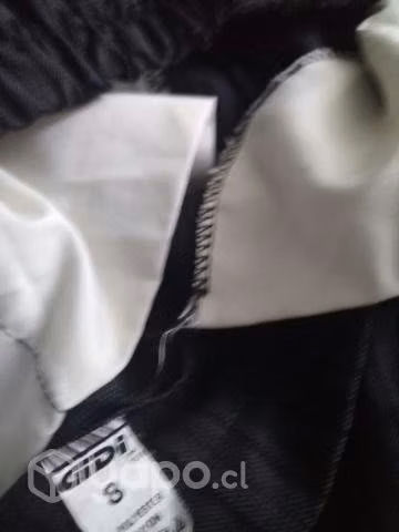 Pantalón huaso marca gidi talla 8 y 2