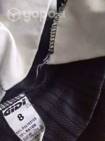 Pantalón huaso marca gidi talla 8 y 2