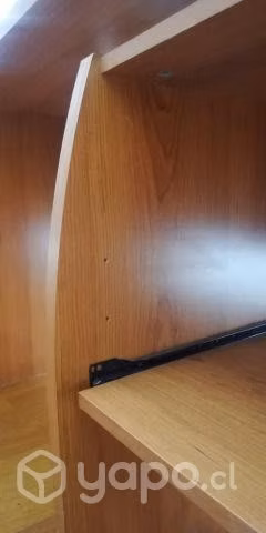 Escritorio de madera