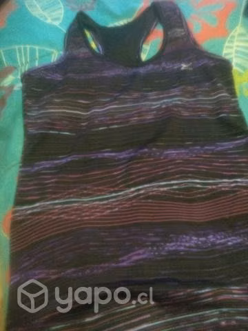 Poleras perfectas condiciones - Imagen 6