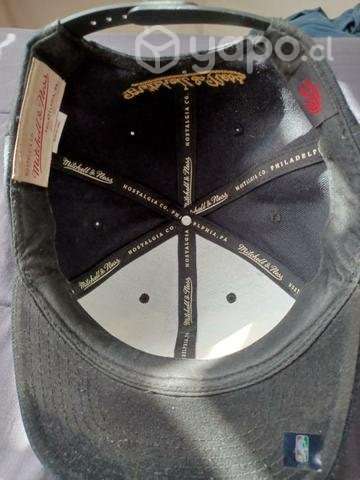 Gorro Raptors NBA Mitchell and ness - Imagen 3