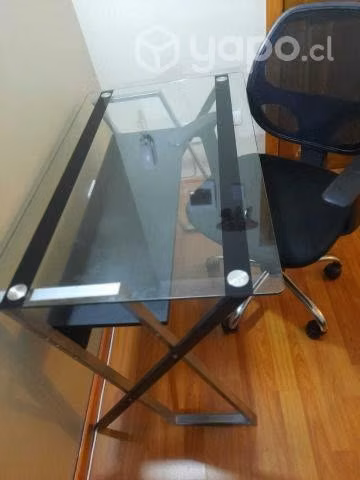 escritorio vidrio 60x100 cms + silla