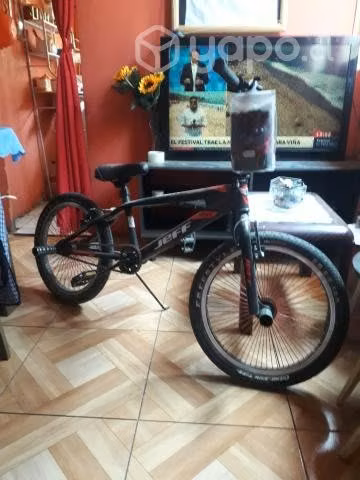 Bicicleta freestyle bmx aro 20 . nueva + guantes