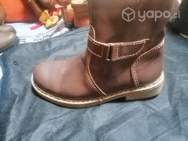 Botas artesanales.