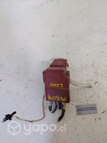 Fusible Batería (MLB074) Mitsubishi L