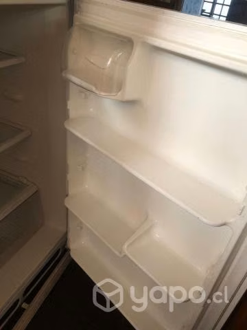Refrigerador en excelente estado