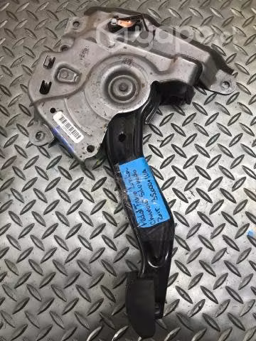 Pedal freno auxiliar Chevrolet Silverado LTZ 2015