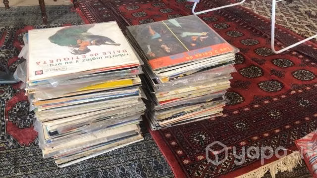 200 discos vinilos casi nuevos
