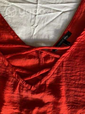 Polera roja . Basament . Talla s - Imagen 2
