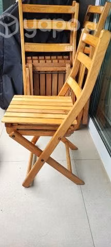 Sillas plegables de madera