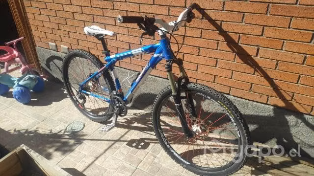 GT Avalanche 3.0 - Imagen 2