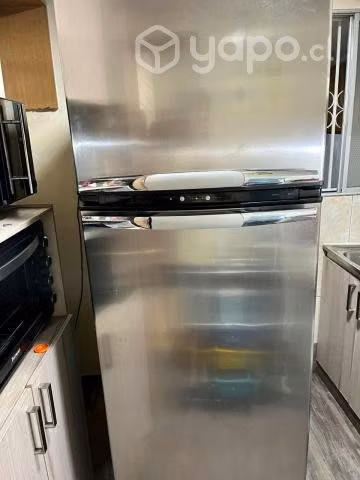 refrigerador 380 LTS, no frost, marca Whi