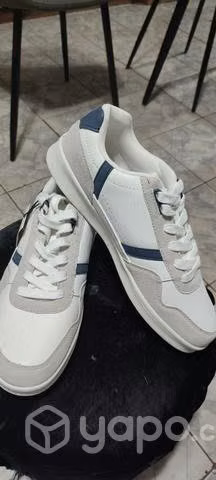Zapatillas nuevas