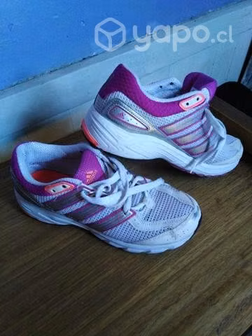 Zapatilla adidas número 37