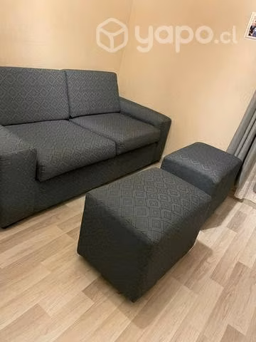 Sillón 3 cuerpos con 2 puff