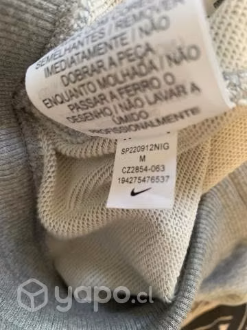Buzo Nike Gris