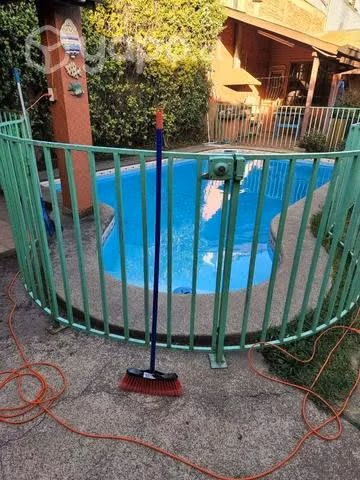 protección de fierro para piscina