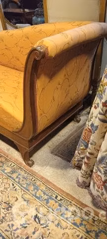 Elegante antigua Lit de repos francesa