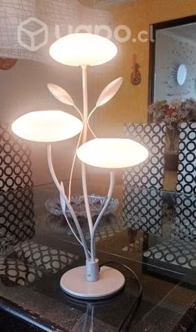 Lampara de mesa hermosa