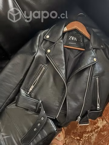 Chaqueta de cuero Zara