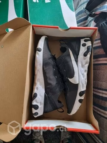 Nike React Element 55