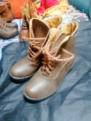 Botas artesanales - Imagen 4