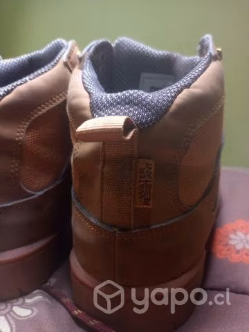 Bototos marca DC, talla 42.5