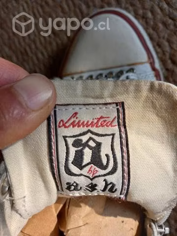 Zapatillas con tachas talla 38 - Imagen 2