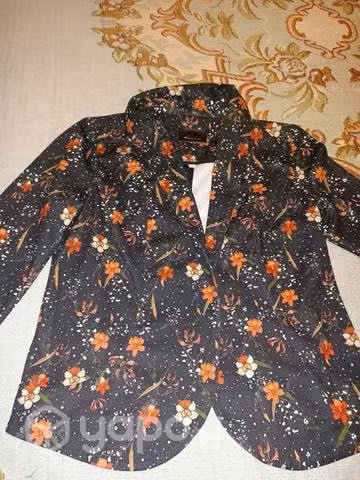 Chaqueta ASH talla S floreada